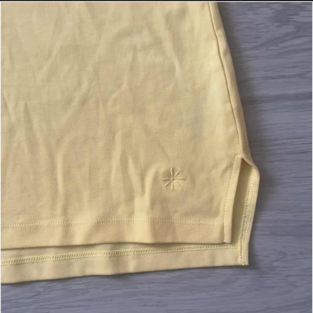 Isaac Mizrahi Live Light Yellow V-Neck Short Sleeve Tee Size L - Picture 6 of 8